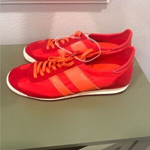 NWOT- Madden Girl size 7.5